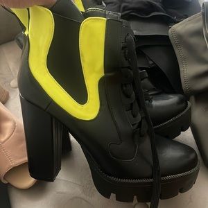 Women boots